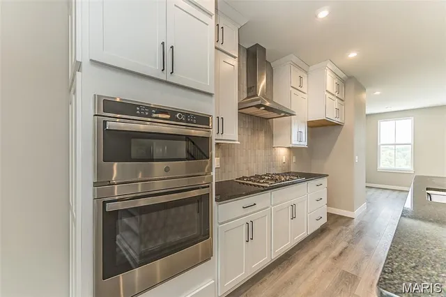 $578,900 | 8923 East Gtwy Heights, Unit 94805, Richmond Heights, MO 63144