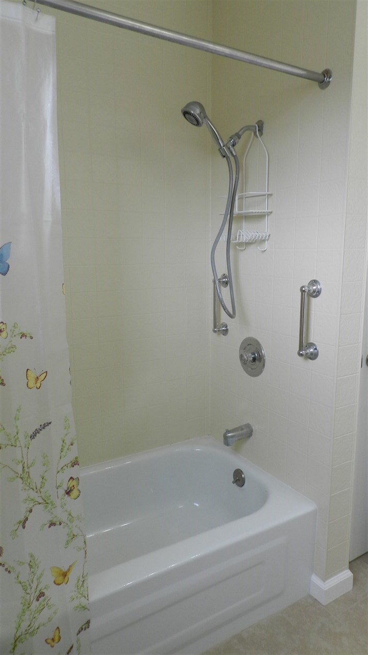 2319 Tamara Road Kalkaska, MI 49646 - Photo 14 of 21 1879850-13.JPG