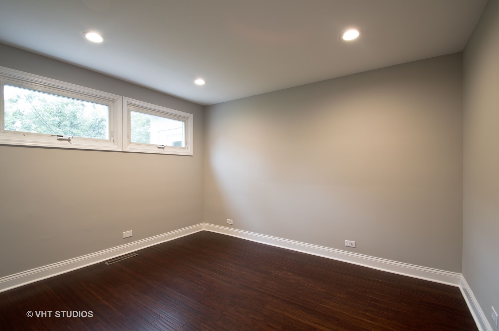 7133 Beckwith Road Morton Grove, IL 60053 - Photo 7 of 11