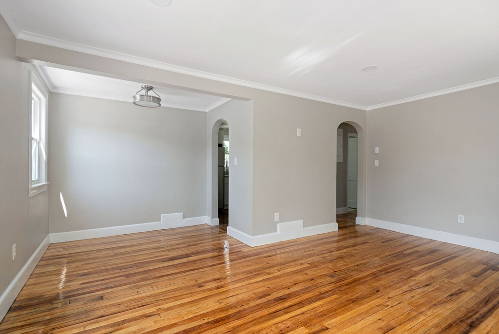 25 Paragon Road, Unit 1 Boston, MA 02132 - Photo 4 of 14