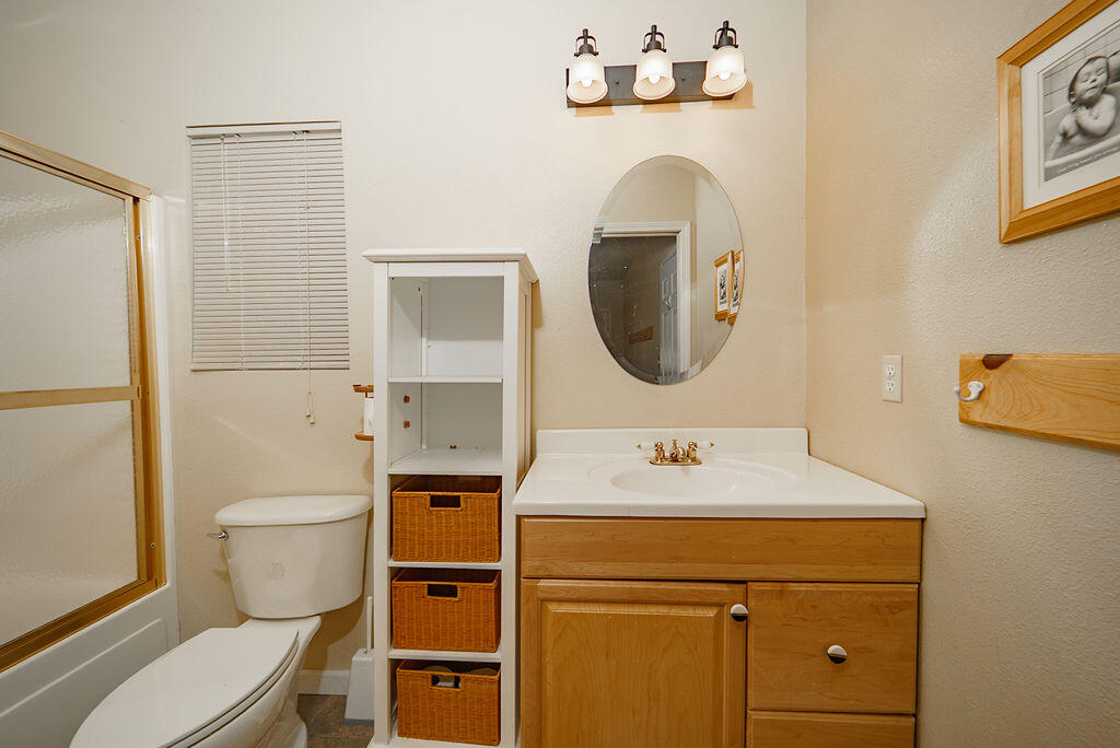 331 Steel Bridge Road Douglas City, CA 96024 - Photo 15 of 43 bathroom