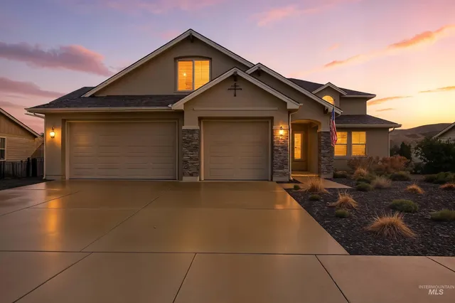 $785,000 | 19927 North Glenisla Place, Boise, ID 83714