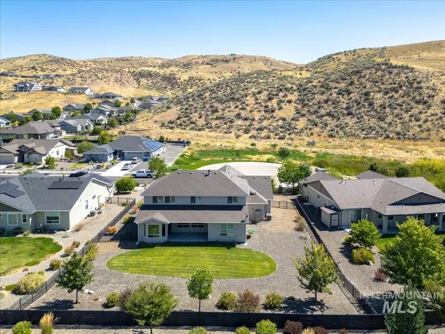 $785,000 | 19927 North Glenisla Place, Boise, ID 83714