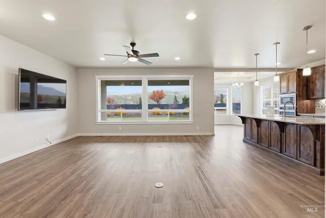 $785,000 | 19927 North Glenisla Place, Boise, ID 83714