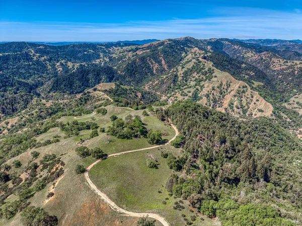 $4,800,000 | 12300 Skaggs Springs Road, Geyserville, CA 95441
