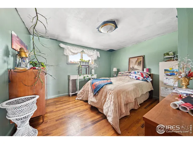 a view of a workspace