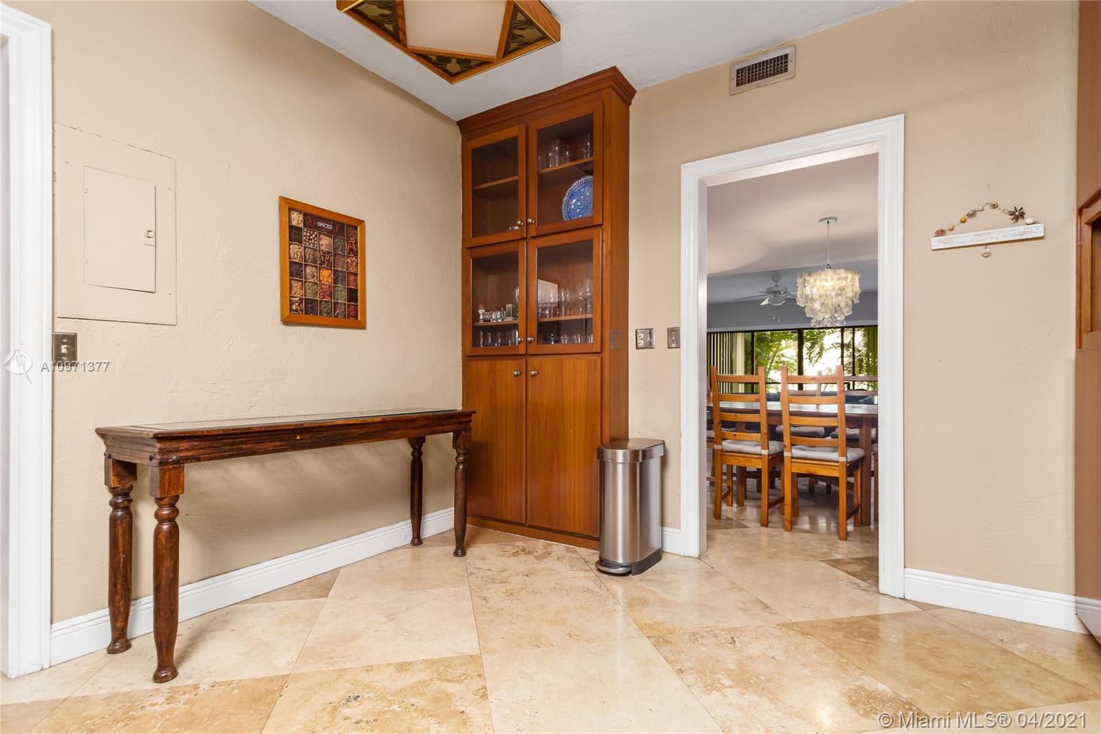 6191 Southwest 90th Court, Unit 2K Miami, FL 33173 - Photo 5 of 24