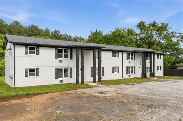 $1,250 | 610 North College Drive, Unit 8, Cedartown, GA 30125