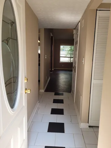 $1,500 | 8568 Creekwood Way, Jonesboro, GA 30238