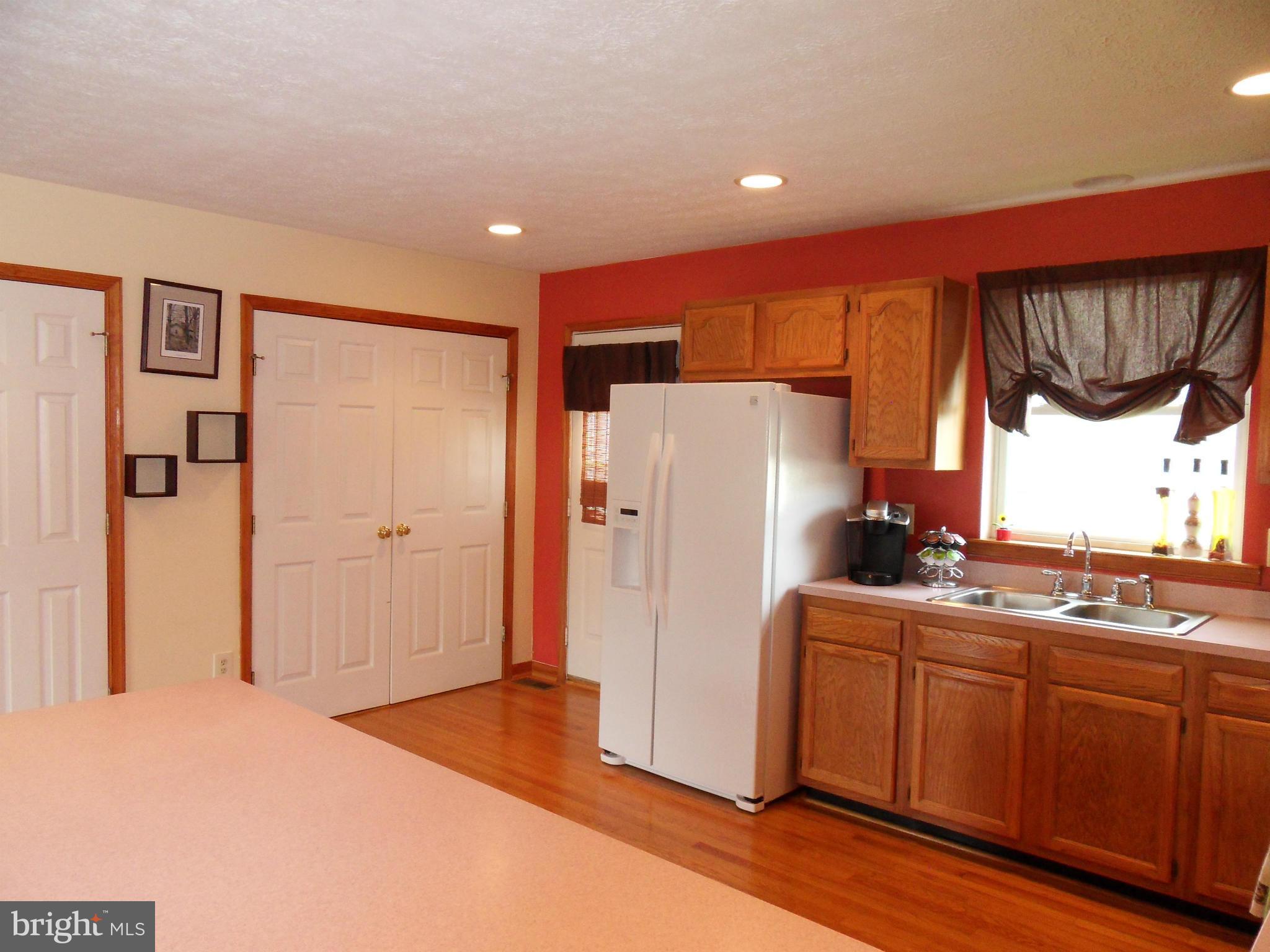 23863 McIntosh Road Hollywood, MD 20636 - Photo 5 of 19 Kitchen