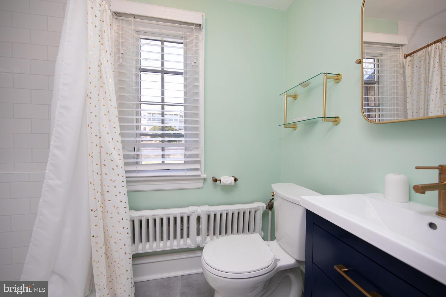 730 Wyndale Road Jenkintown, PA 19046 - Photo 36 of 53 Bedroom 2 en-suite bath