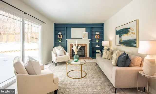 $800,000 | 9102 Red Lion Tavern Court, Springfield, VA 22153