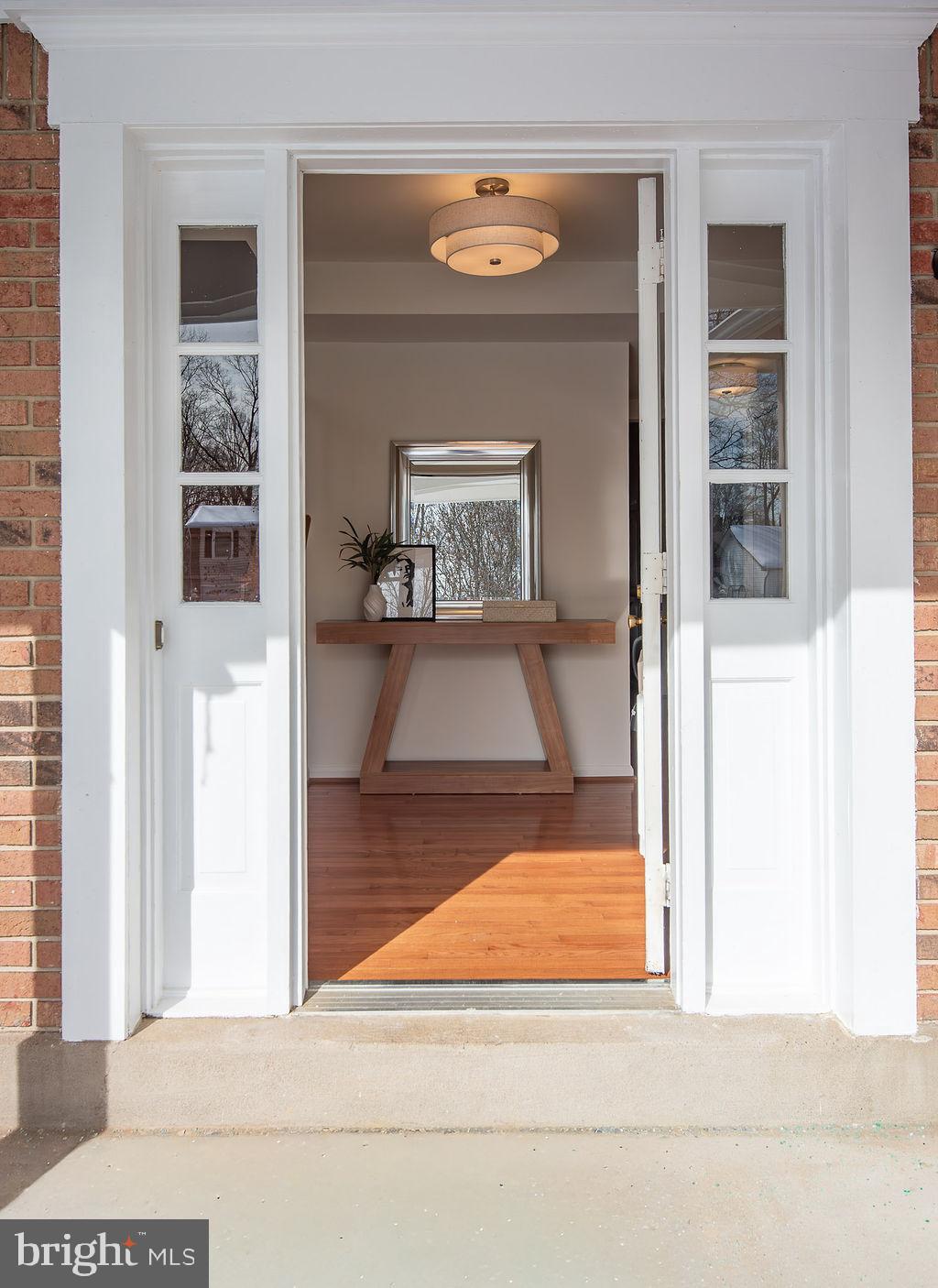 9102 Red Lion Tavern Court Springfield, VA 22153 - Photo 5 of 64