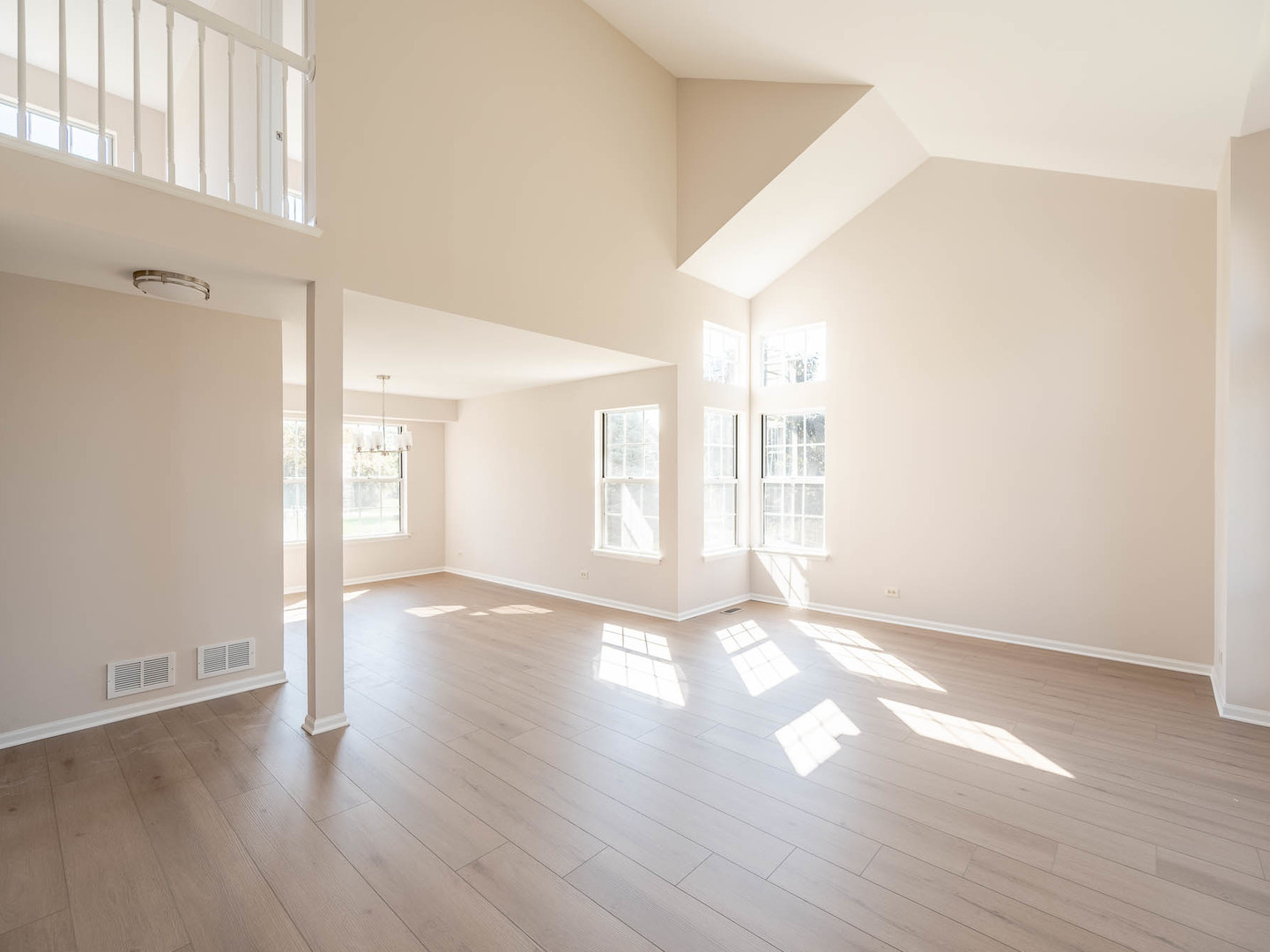 761 Village Road Crystal Lake, IL 60014 - Photo 3 of 18 Gallery Image 3