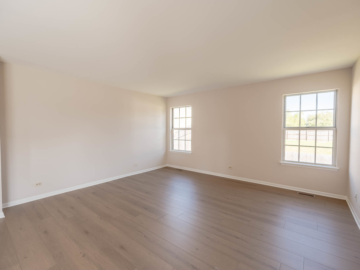 761 Village Road Crystal Lake, IL 60014 - Photo 8 of 18 Gallery Image 8