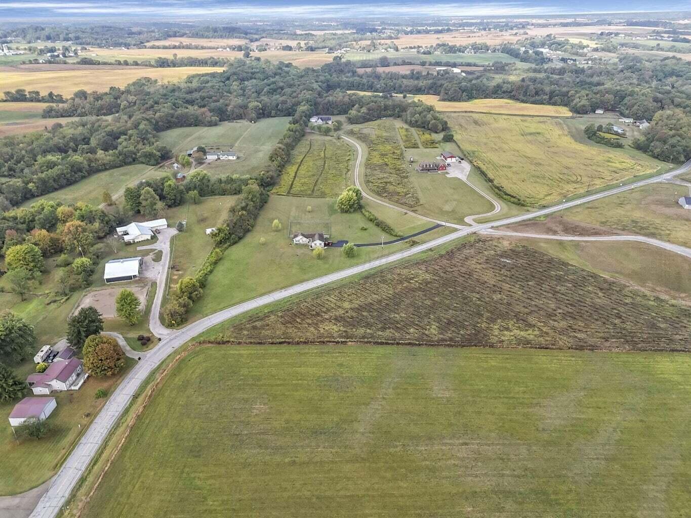 6532 Julian Road Southwest Amanda, OH 43102 - Photo 10 of 15 20250928001621348543000000-o