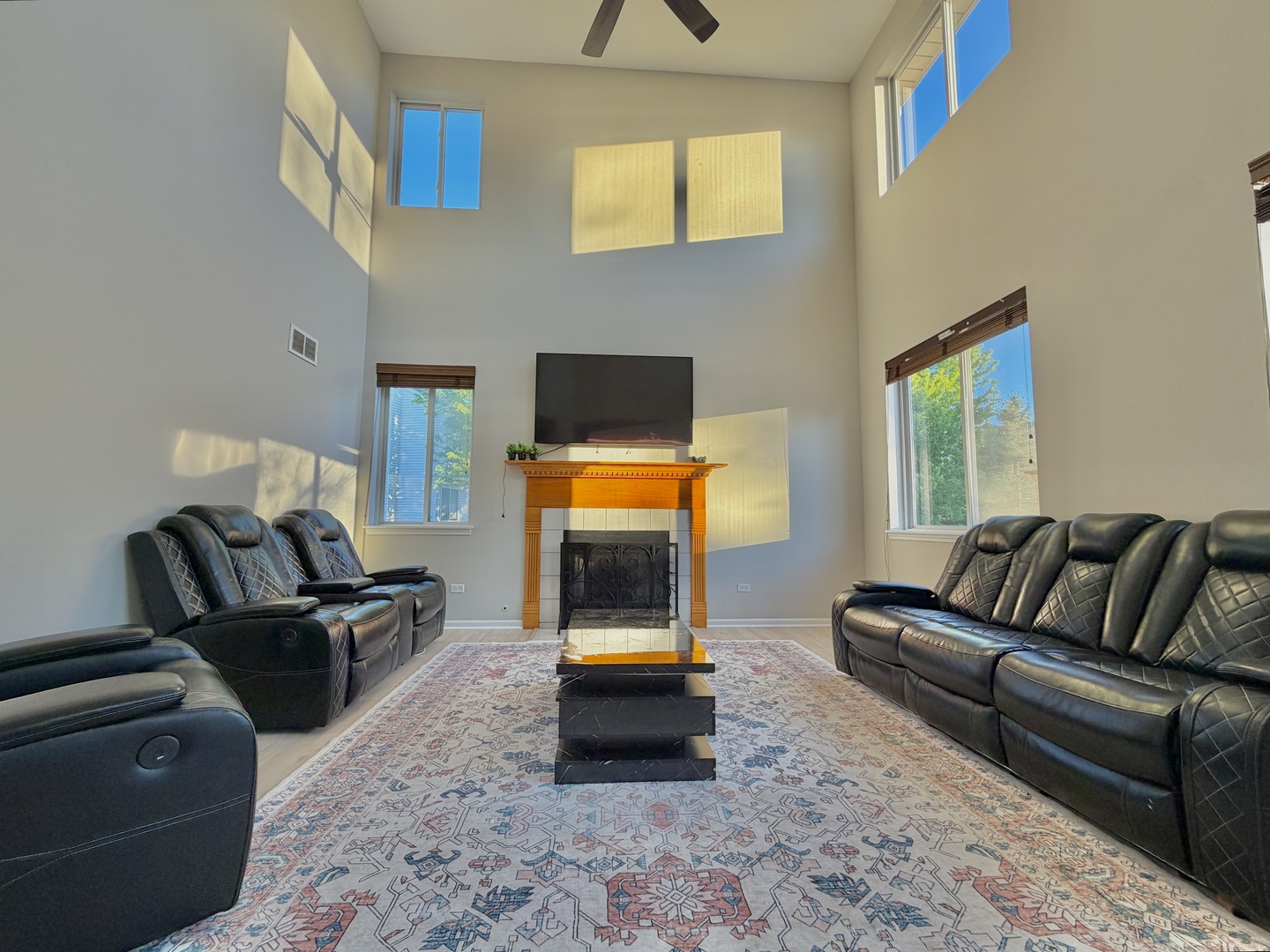 88 Hackney Lane Lindenhurst, IL 60046 - Photo 14 of 60