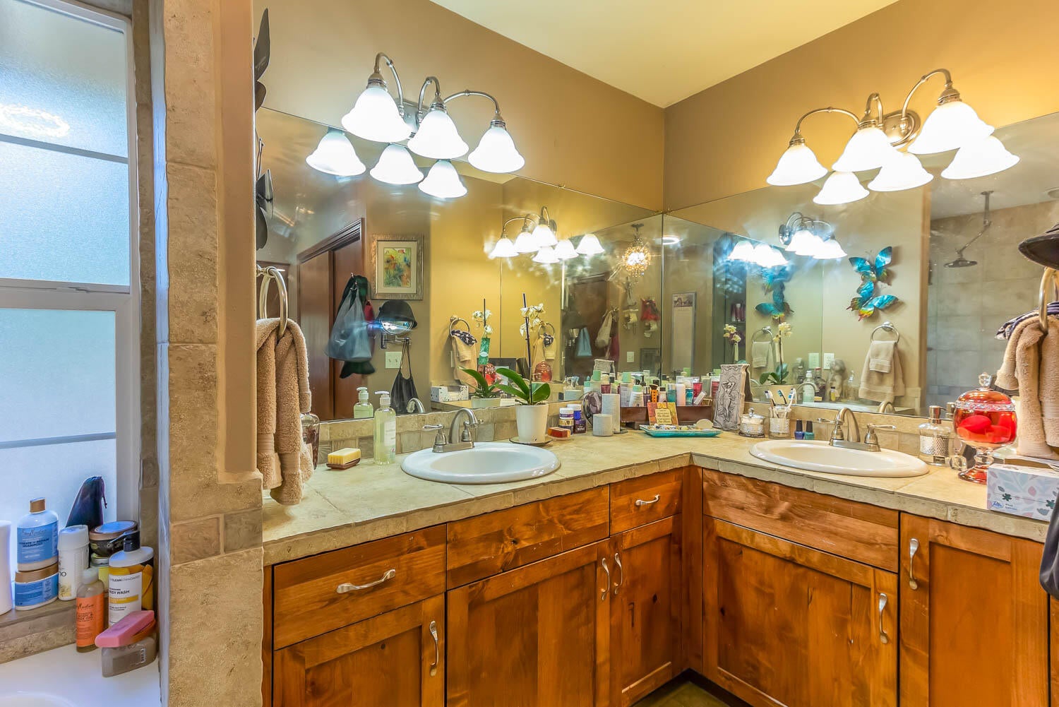 53345 Andrews Road La Pine, OR 97739 - Photo 28 of 42 Upper level Alt view master bathroom.