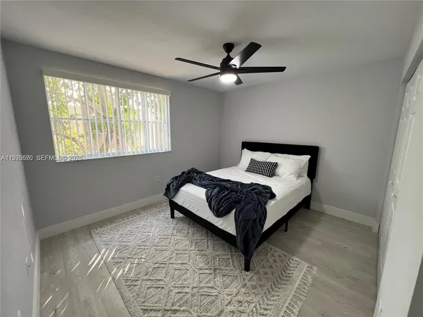 $2,247 | 6155 Northwest 186th Street, Unit 305, Hialeah, FL 33015
