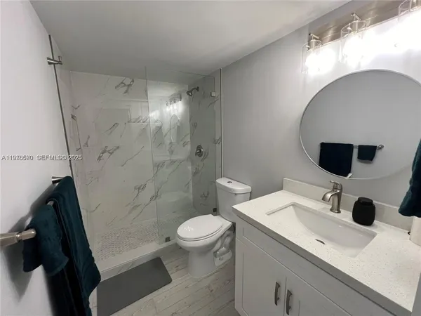 $2,247 | 6155 Northwest 186th Street, Unit 305, Hialeah, FL 33015