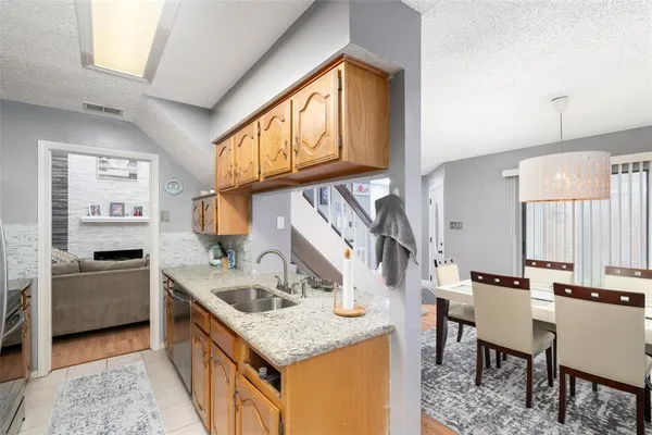 $2,000 | 2510 Centaurus Drive, Garland, TX 75044