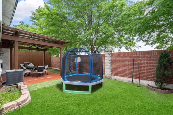 $2,000 | 2510 Centaurus Drive, Garland, TX 75044