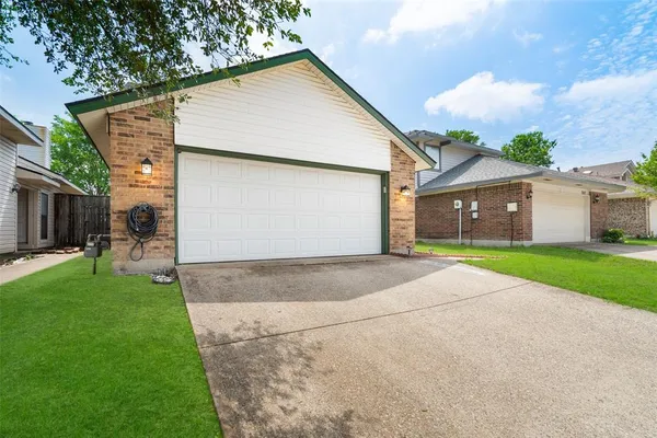 $2,000 | 2510 Centaurus Drive, Garland, TX 75044