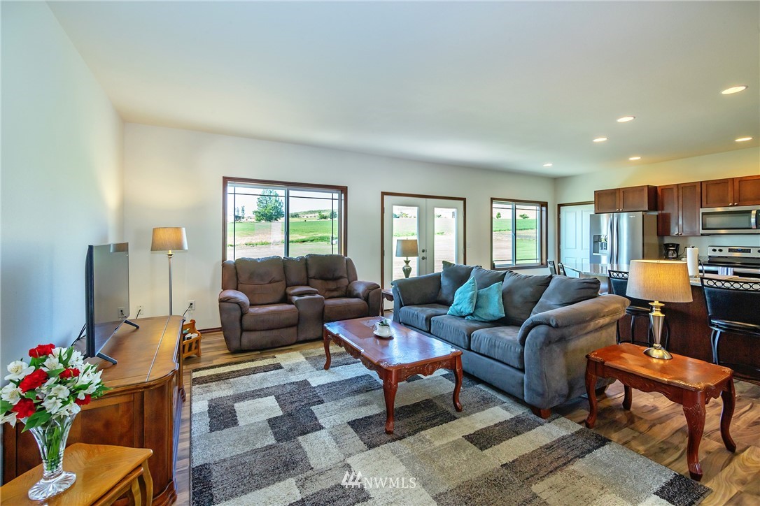 413 Boston Road Ellensburg, WA 98926 - Photo 4 of 40 Gallery Image 4