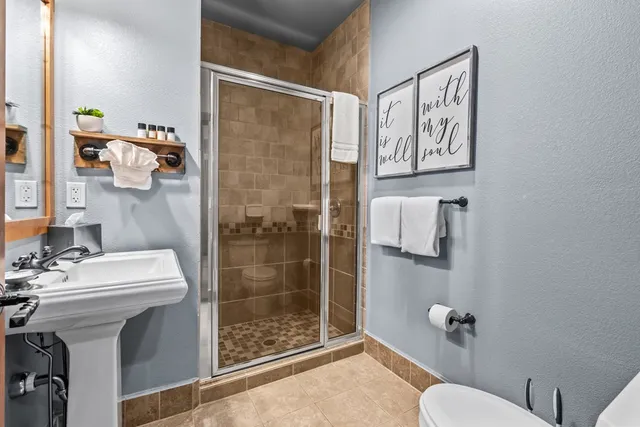 $1,150,000 | 33 Golden Bench Court, Donnelly, ID 83615