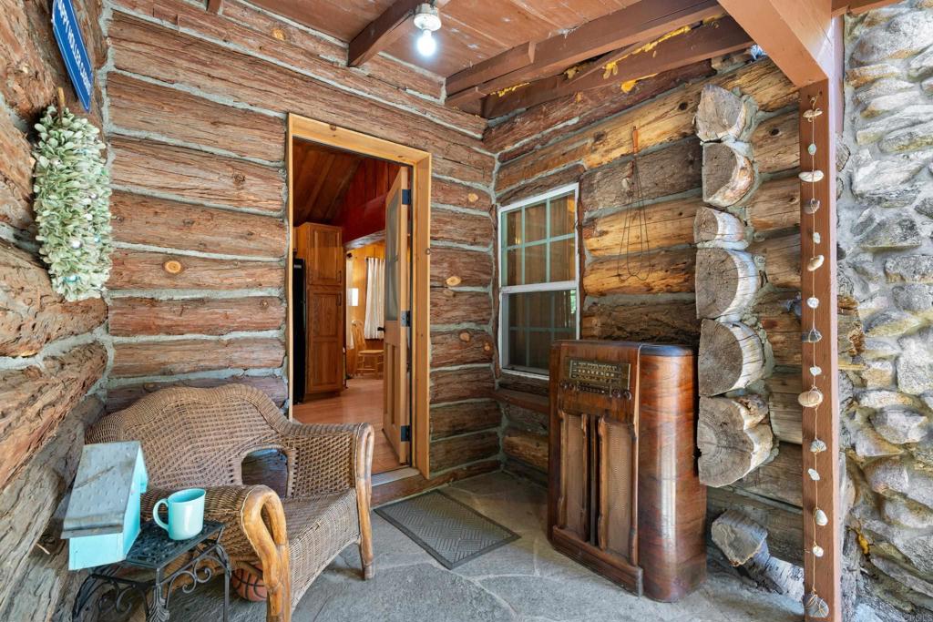 22194 Crestline Road Palomar Mountain, CA 92060 - Photo 11 of 75 Sit a spell with your coffee, watching the flock of birds who also call Happy Holler 'Home'.