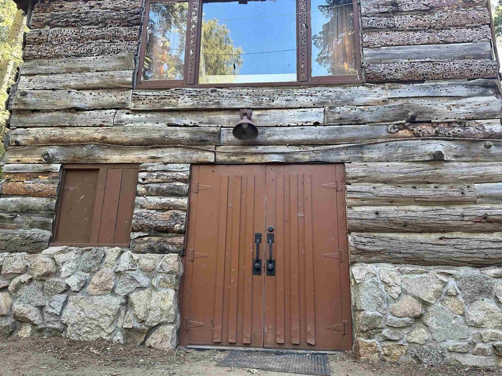 22194 Crestline Road Palomar Mountain, CA 92060 - Photo 26 of 75 a view of door