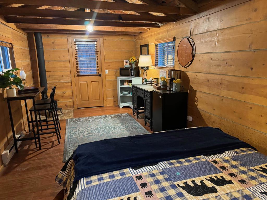 22194 Crestline Road Palomar Mountain, CA 92060 - Photo 43 of 75