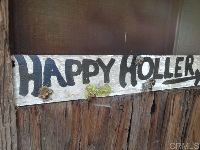 22194 Crestline Road Palomar Mountain, CA 92060 - Photo 63 of 75 a wooden bench sitting in a kitchen