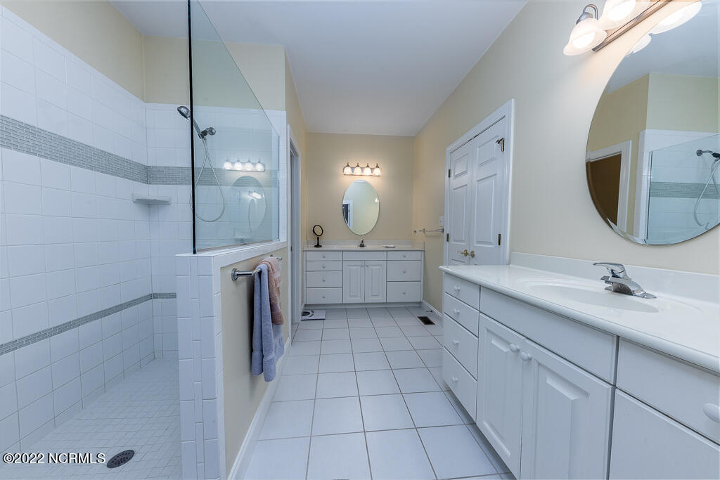 214 Emmen Road New Bern, NC 28562 - Photo 11 of 27 IMG_7234-5368