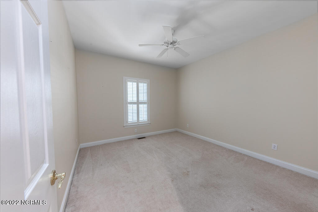 214 Emmen Road New Bern, NC 28562 - Photo 14 of 27 IMG_7247-5376