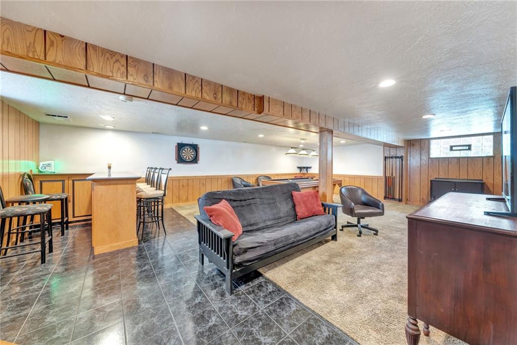 14 Highland Drive McKees Rocks, PA 15136 - Photo 18 of 25 Gallery Image 18