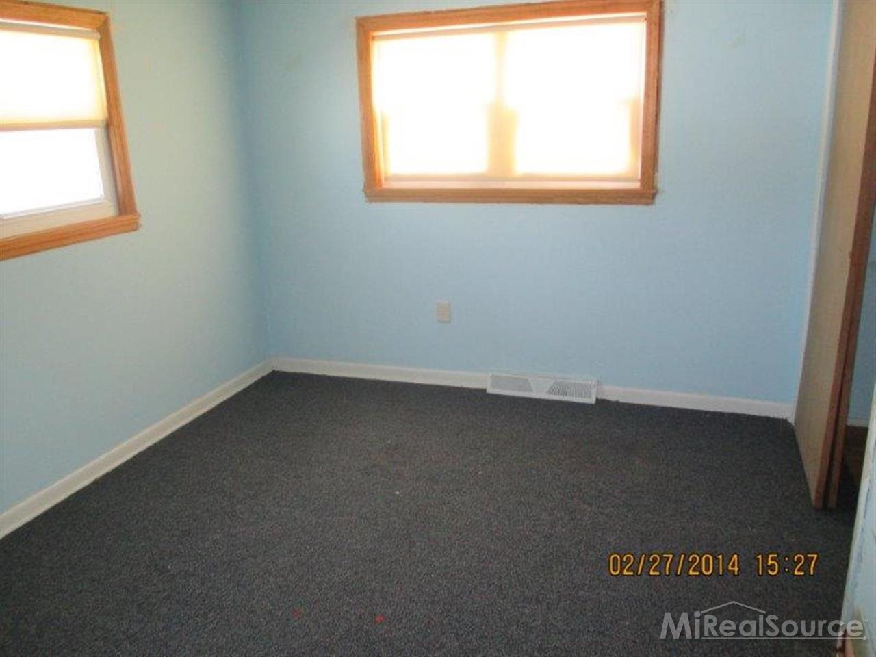 5588 West Marlette Road Marlette, MI 48453 - Photo 10 of 12 31183106-9.JPG
