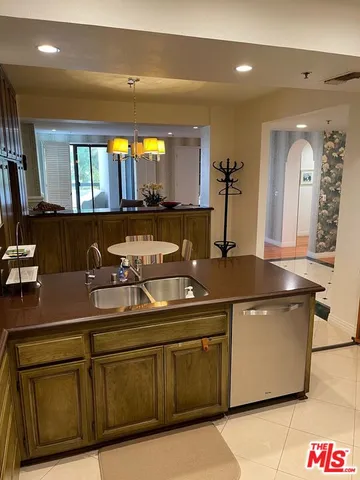 $12,000 | 2142 Century Park Lane, Unit 108, Los Angeles, CA 90067