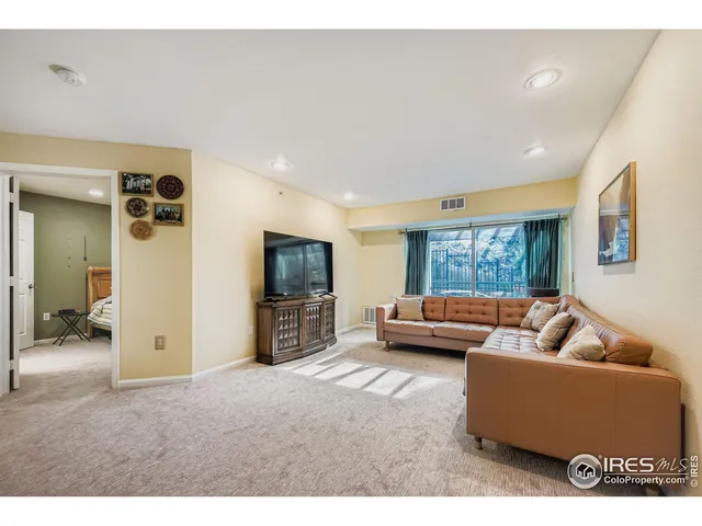 $237,200 | 2510 Taft Drive, Unit 312, Boulder, CO 80302
