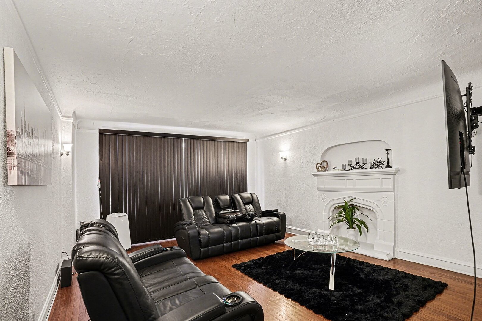 9047 South Laflin Street Chicago, IL 60620 - Photo 18 of 26