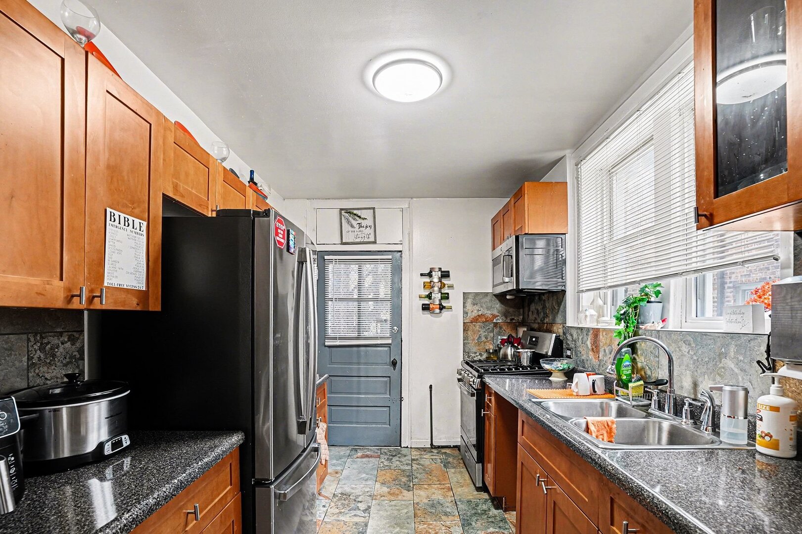 9047 South Laflin Street Chicago, IL 60620 - Photo 9 of 26