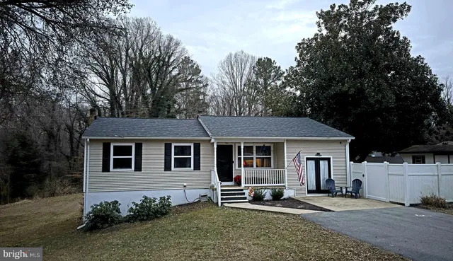 $449,900 | 43011 Hugh Drive, Hollywood, MD 20636