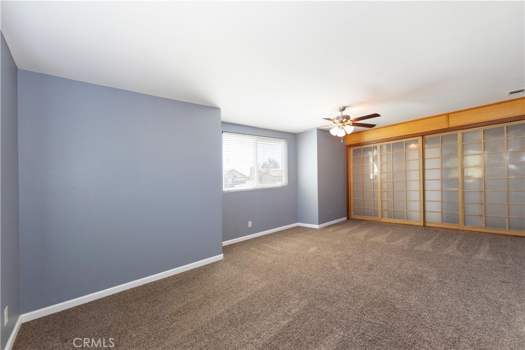 39203 Laurel Leaf Drive Murrieta, CA 92563 - Photo 34 of 59 an empty room with windows