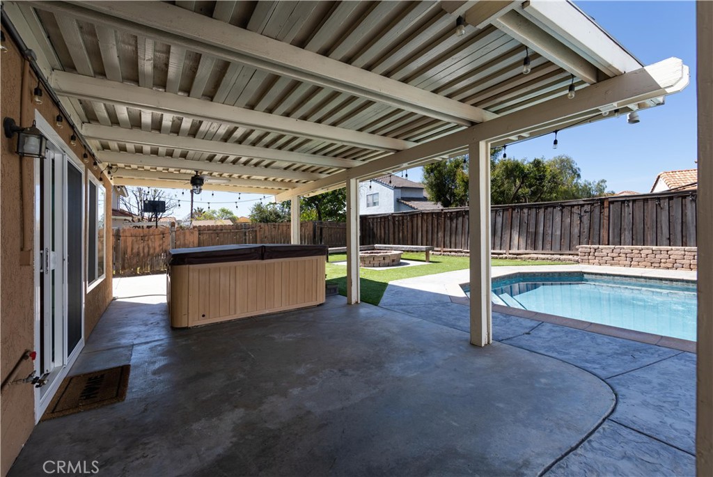 39203 Laurel Leaf Drive Murrieta, CA 92563 - Photo 45 of 59 a view of a backyard of a house
