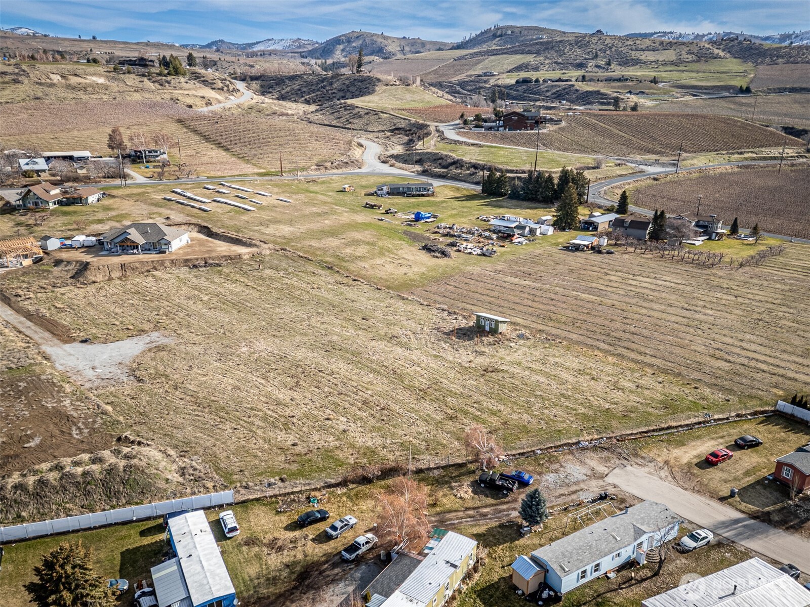 127 Hurley Lane Manson, WA 98831 - Photo 25 of 29 an aerial view of residential houses with outdoor space