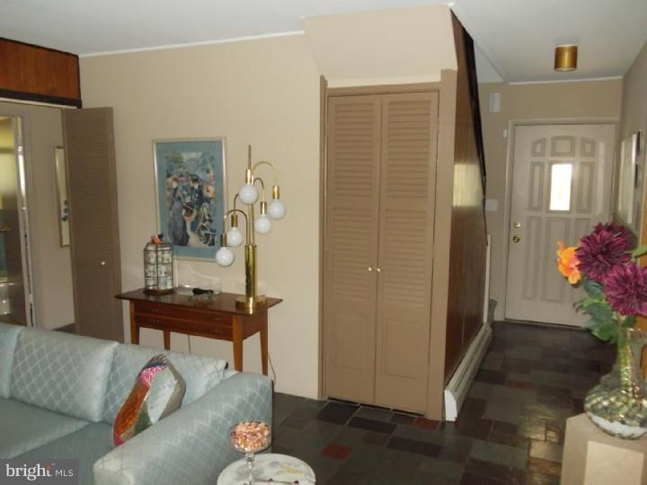 32 Harp Road Levittown, PA 19056 - Photo 14 of 24 Living Room