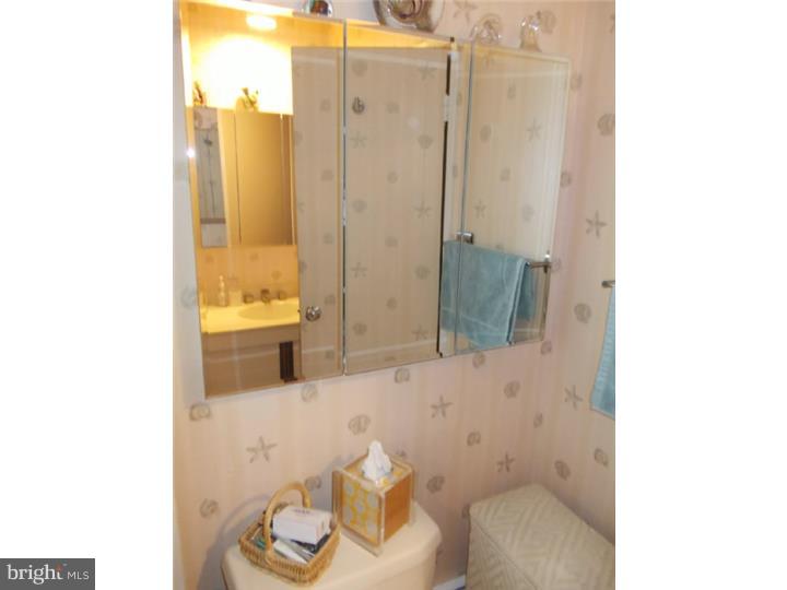 32 Harp Road Levittown, PA 19056 - Photo 10 of 24 Bathroom