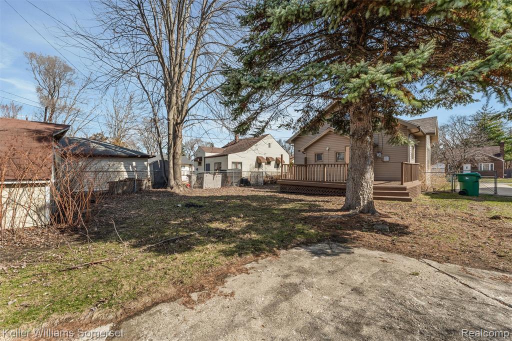 22065 Linwood Eastpointe, MI 48021 - Photo 21 of 27