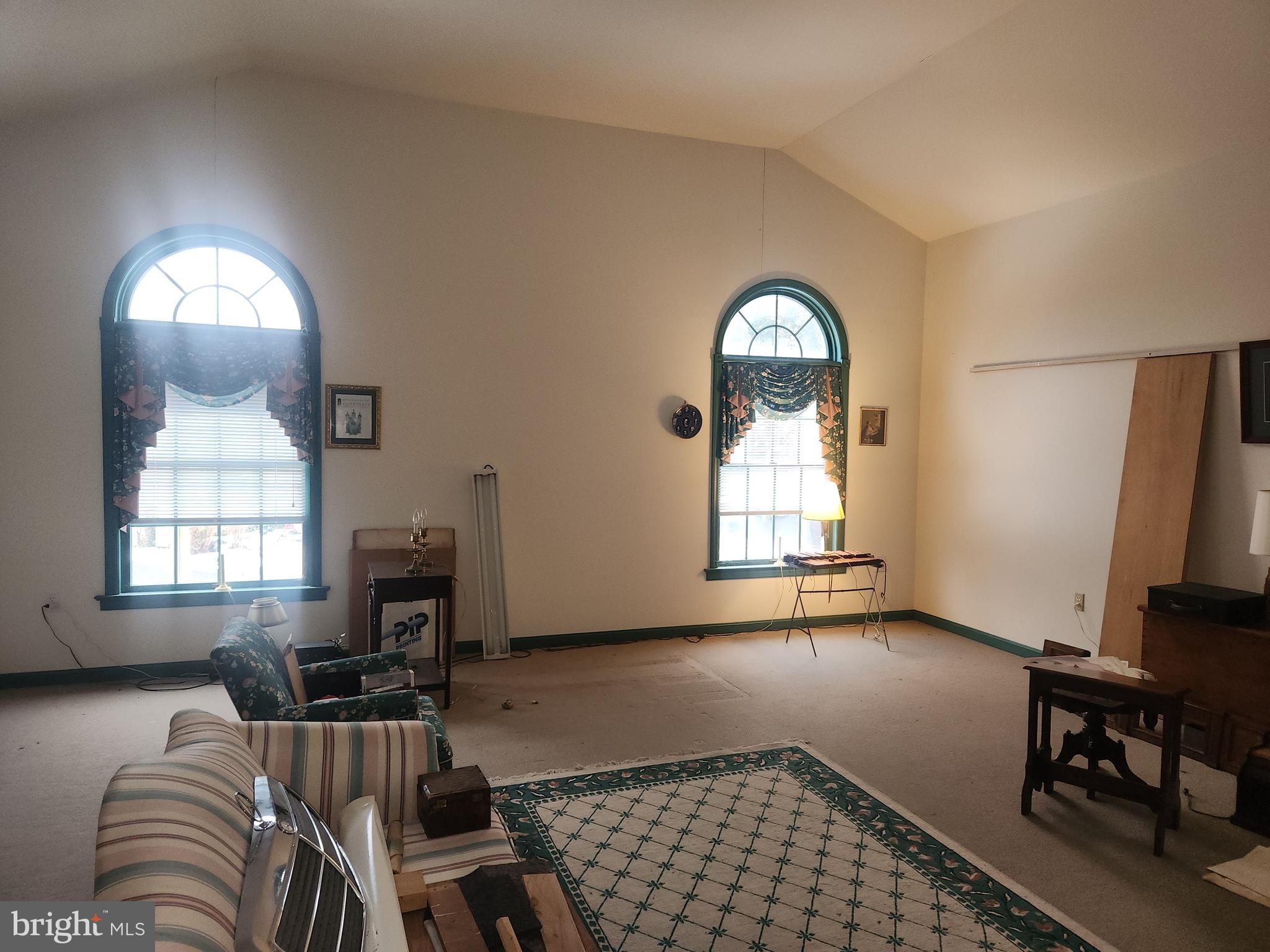 2707 Kimberly Road Lancaster, PA 17603 - Photo 11 of 17 a room with furniture and a window