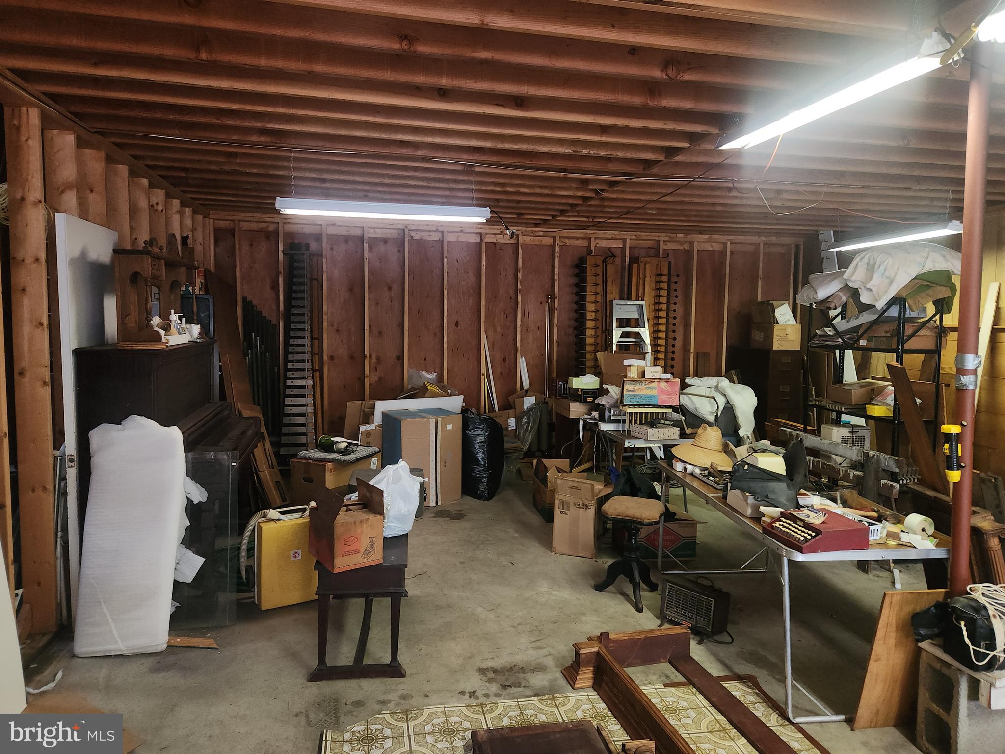 2707 Kimberly Road Lancaster, PA 17603 - Photo 16 of 17 a room with gym equipment